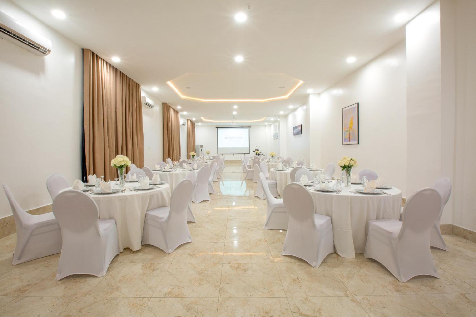 Johnwood Hotel By Bolton Abuja Eksteriør bilde