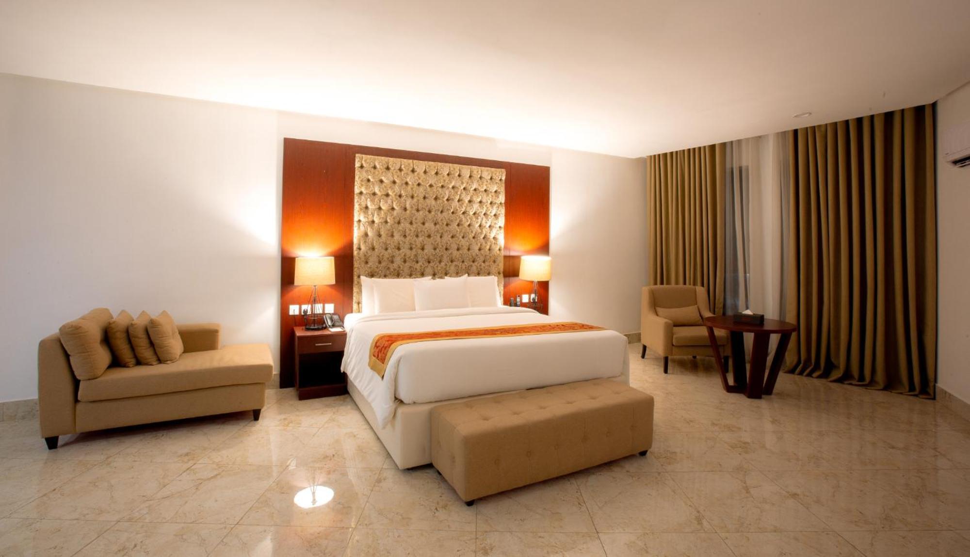 Johnwood Hotel By Bolton Abuja Eksteriør bilde